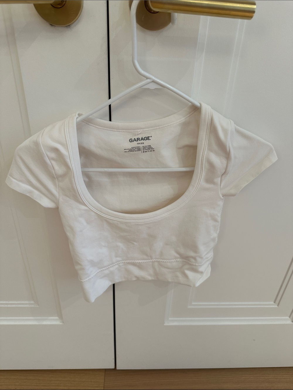 Garage White Scoop Neck Ribbed Crop Top